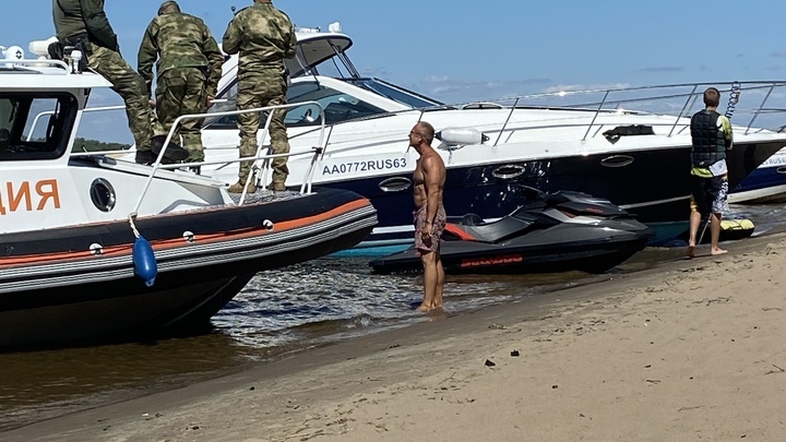 В Самарской области возбудили дело после столкновения катера и баржи