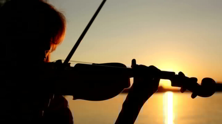 На сочинской набережной прозвучит инструментальная и вокальная музыка