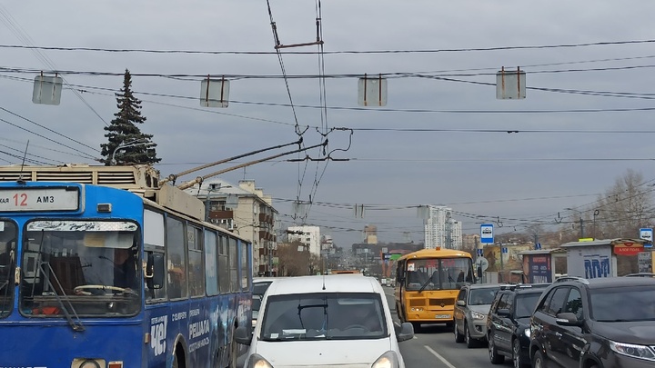 В Челябинске стала известна причина смерти водителя троллейбуса во время рейса