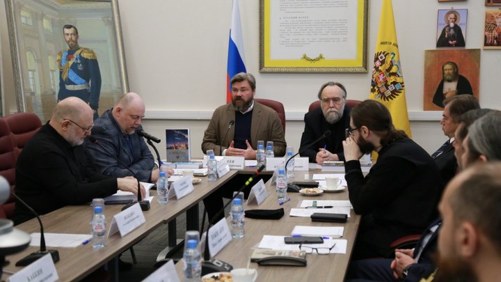 Названо условие великого будущего России: Русским дали задание