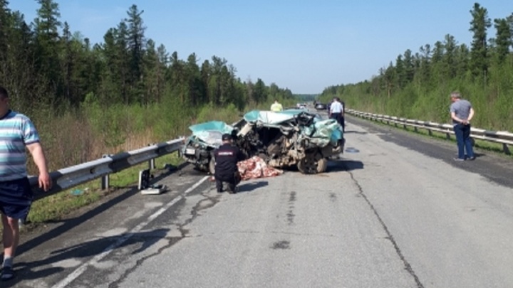 Один человек погиб и двое ранены в ДТП из-за пьяного водителя на Урале