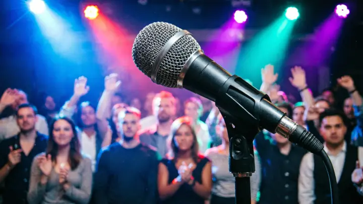 «Продюсер-самодур»: Муртазаалиев раскрыл шокирующую причину ухода из Comedy Club