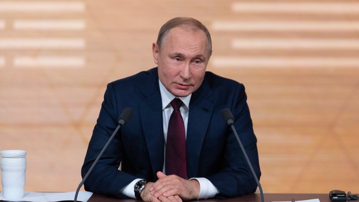 Путин предложил нового кандидата в президенты прямо из зала: А почему нет?