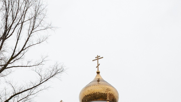 Украинские силовики напали на батюшку, чтобы захватить храм в Черновицкой области