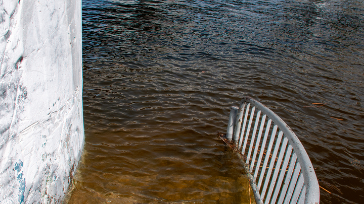 Киевскую область затапливает. Украина медленно уходит под воду