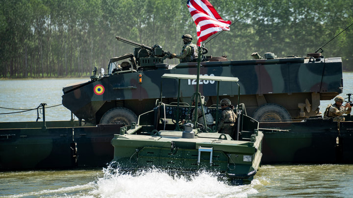 Русским готовят крысиный укус на Днепре. Живов рассказал, что осталось за сводками СВО