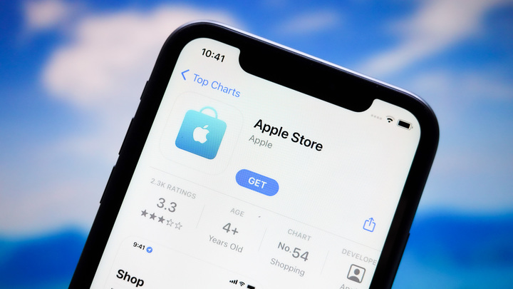 Запретят ли русским айфоны: что сказал депутат Хинштейн