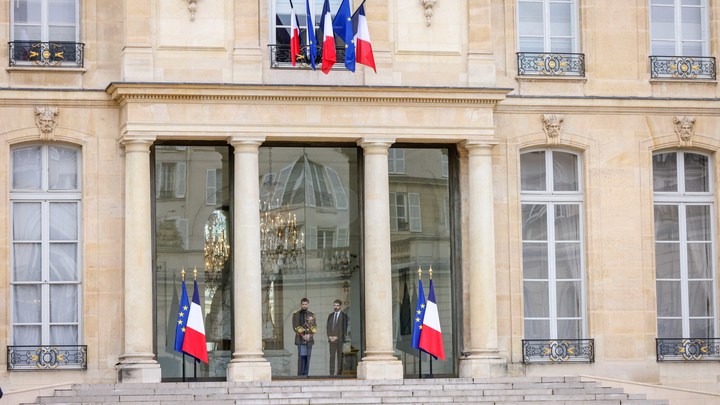 Без Москвы не обойтись: Елисейский дворец готов передать Путину особое приглашение - Europe 1