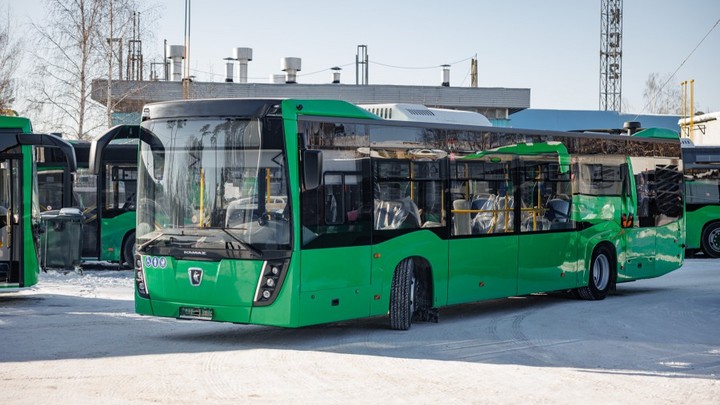 Стало известно, сколько новых автобусов прибыло в Свердловскую область
