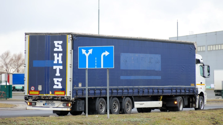 BNS: Минск отказал Вильнюсу в просьбе пропустить 5 тысяч литовских фур