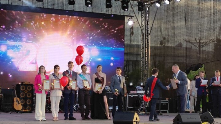Чита чествовала выпускников