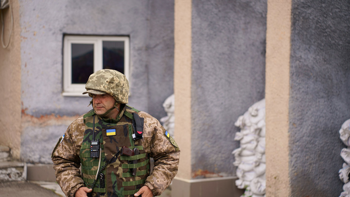 Попавшие под огонь своих командиров военные 93-й бригады ВСУ экстренно обратились к Зеленскому