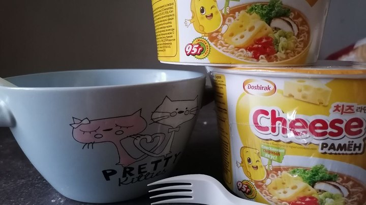 Поберегите здоровье! Заваренная лапша быстрого приготовления в упаковке вызывает рак