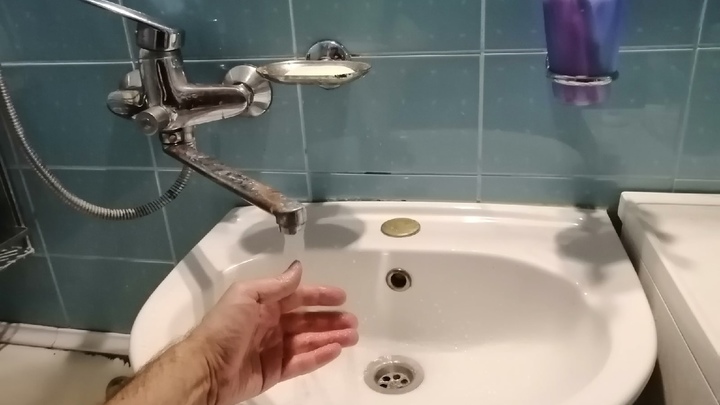 В Кургане отключили воду в поликлинике, центре занятости и жилых домах