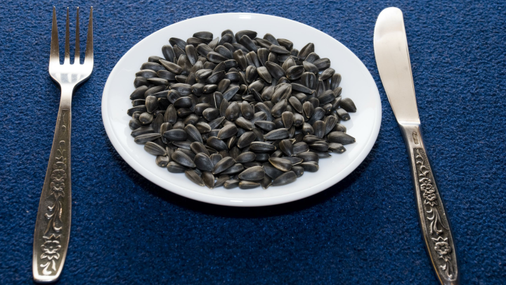 Организм стремительно засахаривается: Сосуды спасут пять жирных продуктов, объяснила врач