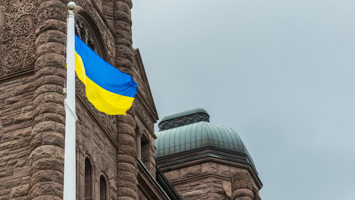 Журналист рассказал, как КПП на границе с Крымом дискредитирует Украину