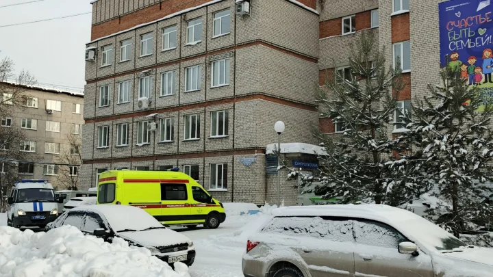 «Трагедия была неизбежна»: полное расследование гибели девяти младенцев в новокузнецком роддоме