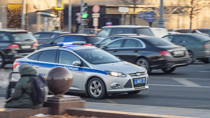 Машина всмятку, друг исчез: Известного блогера заметили на месте ДТП с 5 машинами в центре Москвы