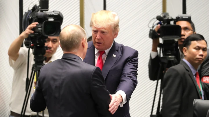Это знак: ТВ Швеции и Дании назвали Владимира Путина президентом США