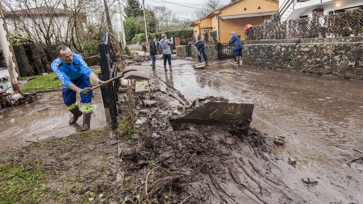 Циклон Дана подарил испанцам бурю эмоций