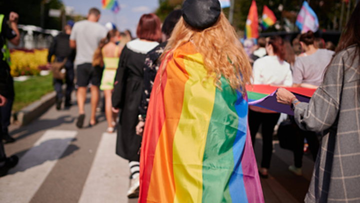 Содомитский фашизм: В Швеции священник отказался венчать союз мужчины и женщины