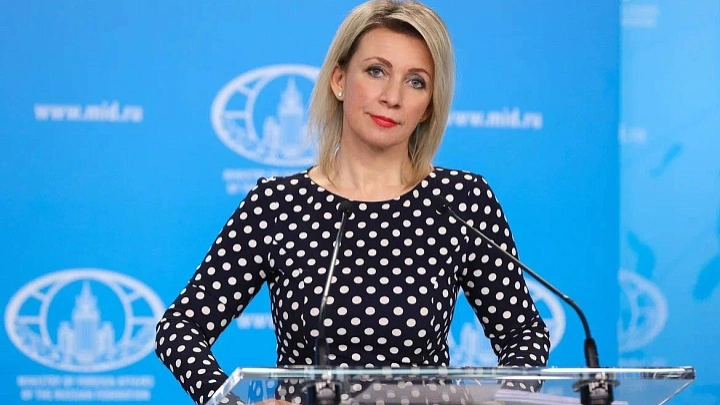 Захарова с иронией прокомментировала слова Сикорского об отсутствии в ЕС желающих воевать с Россией Захарова с иронией прокомментировала слова Сикорского об отсутствии в ЕС желающих воевать с Россией