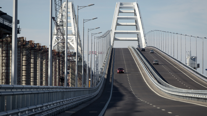 По-украински нелепо: Планы уничтожить Крымский мост разнёс Баранец. По пунктам