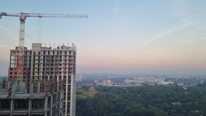 Смог накрыл Нижний Новгород из-за пожаров на Бору и в Воротынском районе