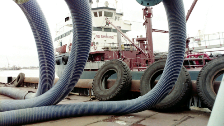 Нефтяной сговор Запада: Коалиция пригрозила двумя ценовыми потолками на русские продукты