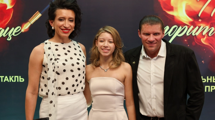 По стопам родителей: Куда поступают звёздные дети? Вузы только самые престижные