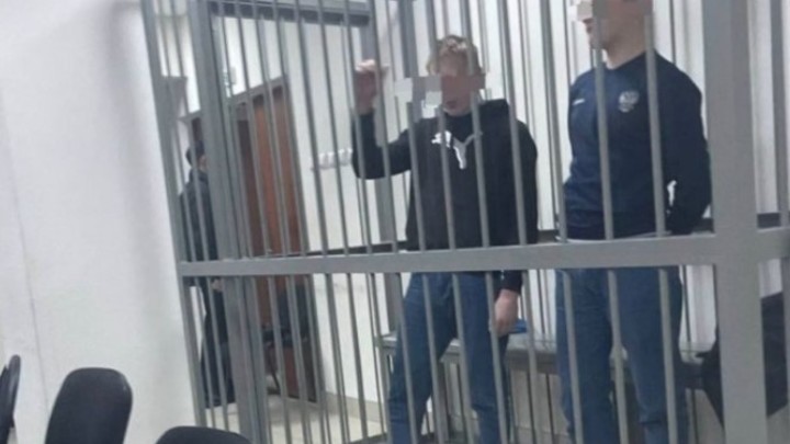 Шесть человек отправили в СИЗО после убийства 15-летнего подростка в Иркутске