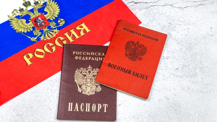 Ради любви: Кавалерист из Крыма поменял дату рождения в паспорте и стал фигурантом дела