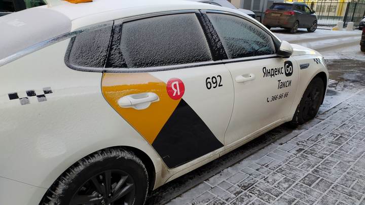 В Петербурге можно ездить на такси с попутчиками: как сэкономить