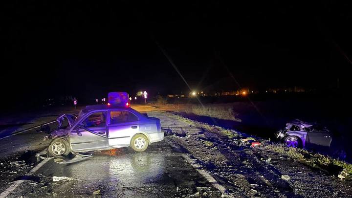 В Ростовской области в серьёзной дорожной аварии погибли три человека