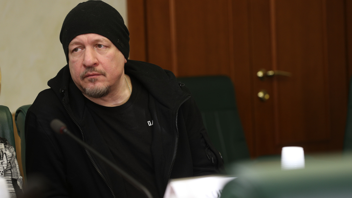 Лидер группы Парк Горького: Все инструкции для выживания человечества Богом были даны