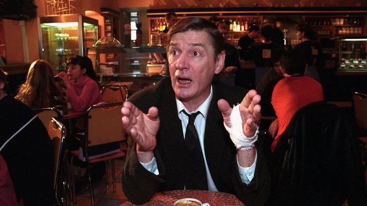 Зачем Абдулов перед смертью сбежал из больницы: Умирающий артист мечтал увидеть дочь