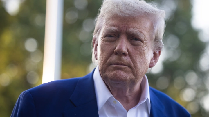 Трамп призвал уничтожить в парламенте рупор демократов «Голос Америки»*