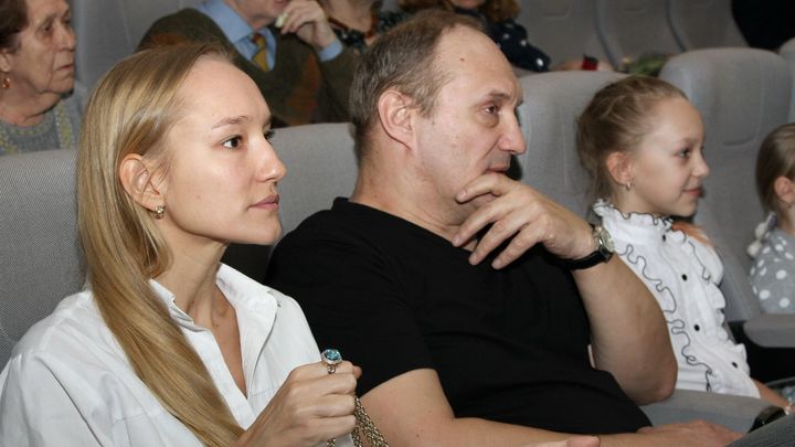 Без своих девочек я никто: Секреты семейного счастья Евгения Сидихина