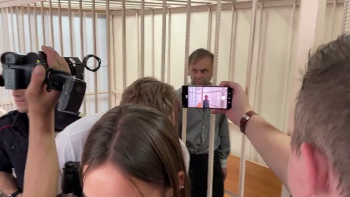 Изнасилование не признаёт: в Челябинске начался суд над смолинским маньяком