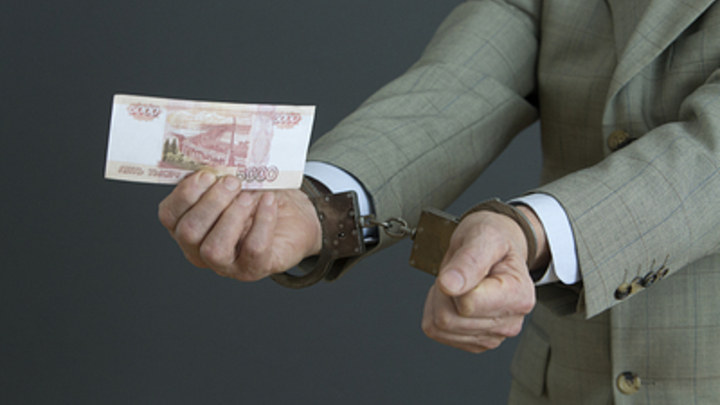 В Ростове задержан за взятку государственный инспектор автодорожного надзора