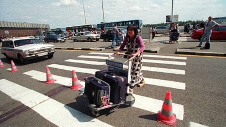 Сбой в Шереметьево: Застряли сотни чемоданов - источник