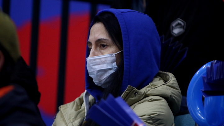 Пандемия возвращается? В Петербурге снова вводят масочный режим
