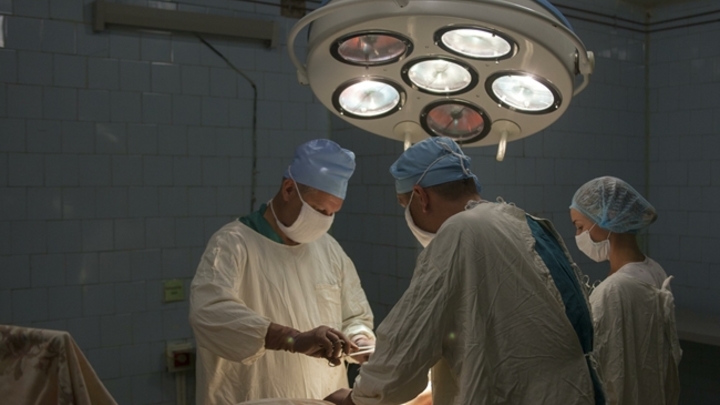 Кузбасские врачи провели сложнейшую операцию 207-килограммовой пациентке