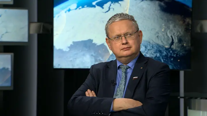 Зам Силуанова дал странный совет мужчинам России. Делягин напрягся: Такие заявления на ровном месте не делаются