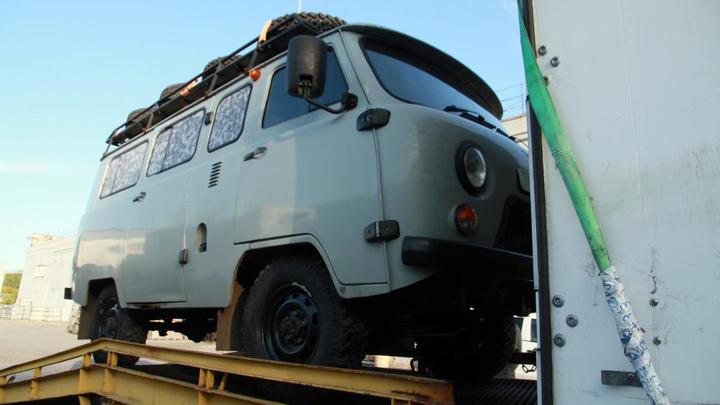 Депутаты Заксобрания Новосибирской области отправили технику бойцам СВО