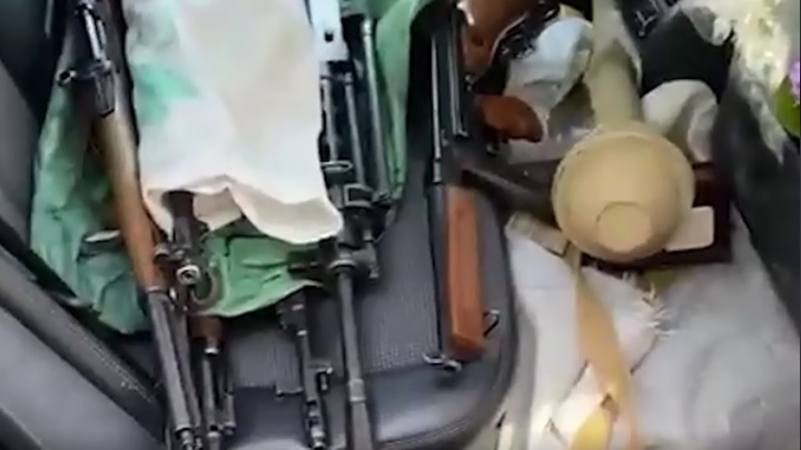 В Сочи в машине с армянскими номерами перевозили крупную партию оружия