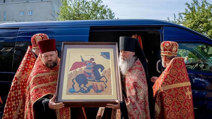 Всероссийский молебен о Победе: Томск встретил великую святыню