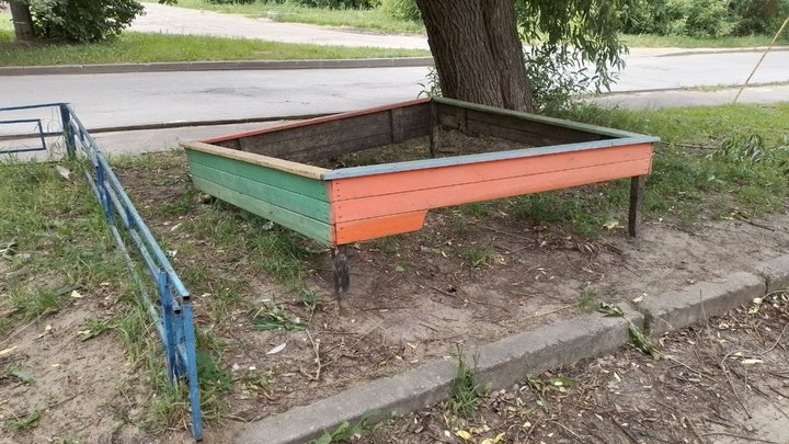 Во Владимире нашли 13 опасных детских площадок