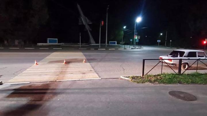 В Новочеркасске водитель сбил на перекрёстке 17-летнюю девушку