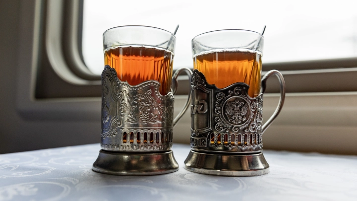 Пограничники Литвы высаживают русских с поездов, следующих в Калининград